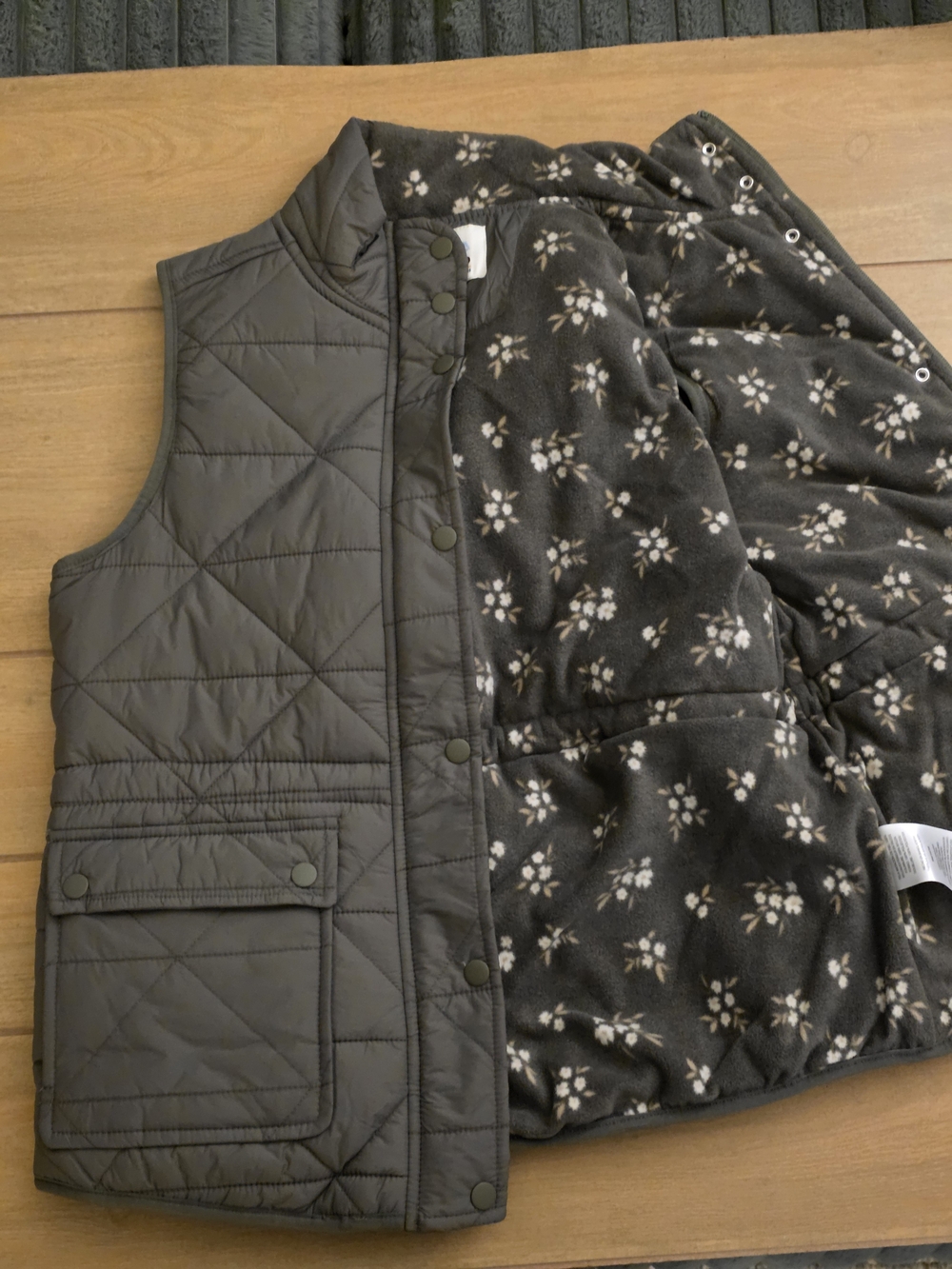 Mountain And Isles Quilted Sleeveless Vest with Floral Fleece Lining - Green